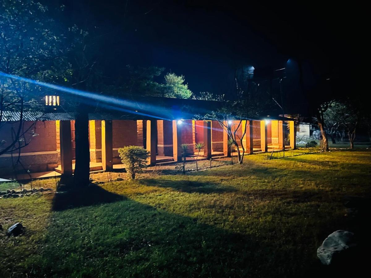 Aura Wildlife Camp And Resorts Marchula Exteriér fotografie