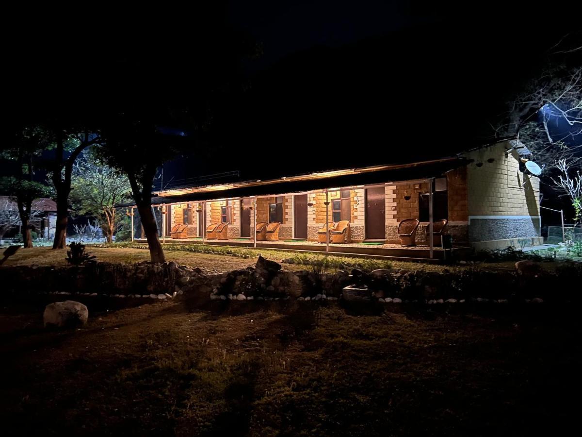 Aura Wildlife Camp And Resorts Marchula Exteriér fotografie